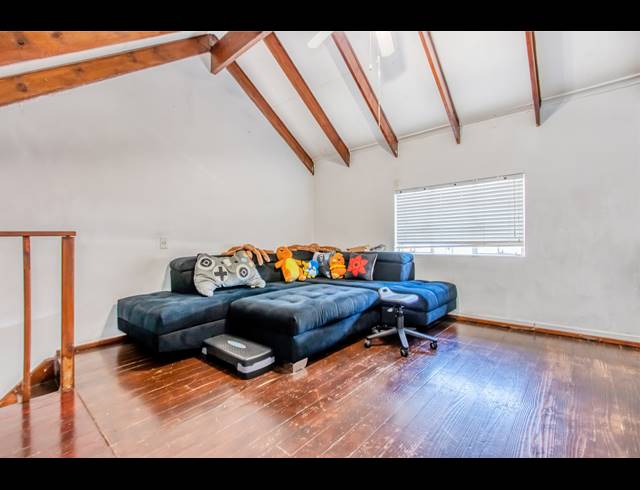 3 BEDROOM APARTMENT FOR SALE IN RADIOKOP